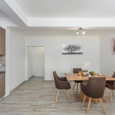 Apartmani Natalija Porec Esterno foto