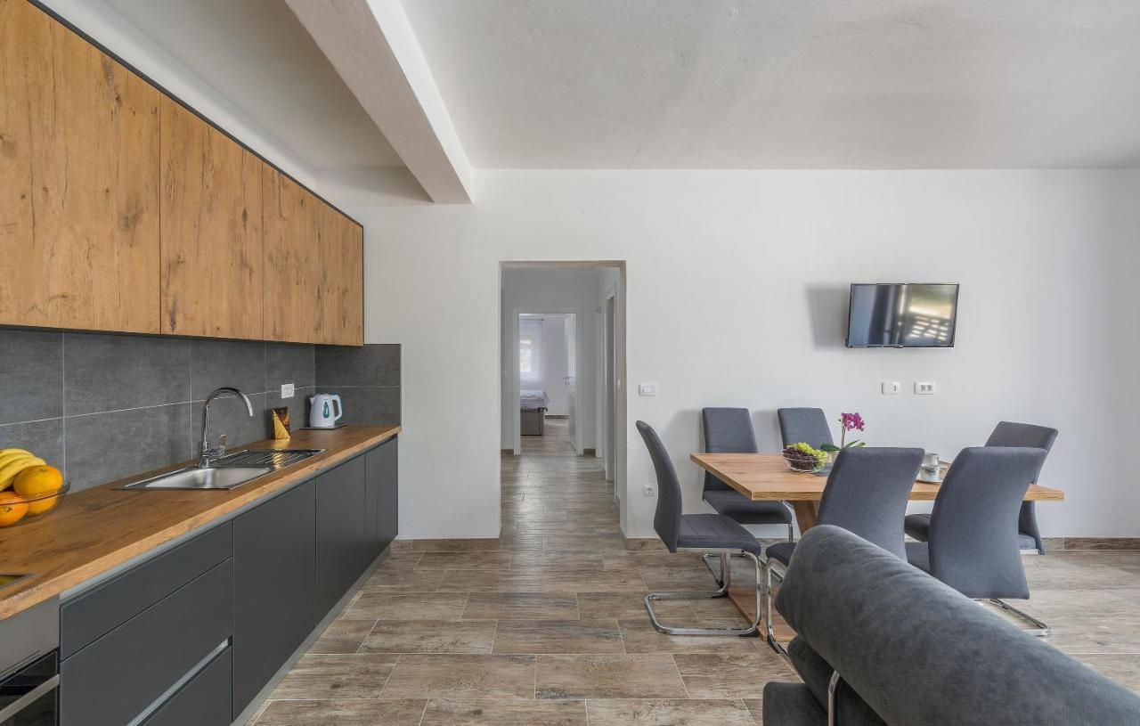 Apartmani Natalija Porec Esterno foto