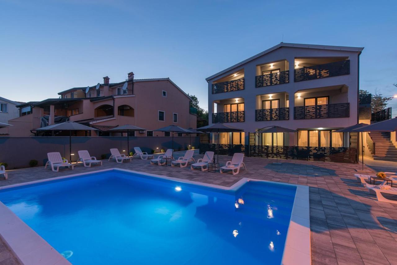 Apartmani Natalija Porec Esterno foto